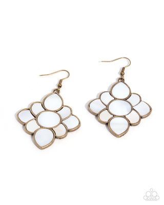 Serene Shells - Brass