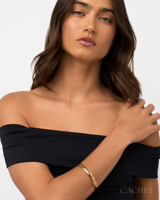 Prévenances - 18K Gold-Plated Cross Inspirational/Religious Bracelet - CACHET by Paparazzi - Diamond Trip Exclusive