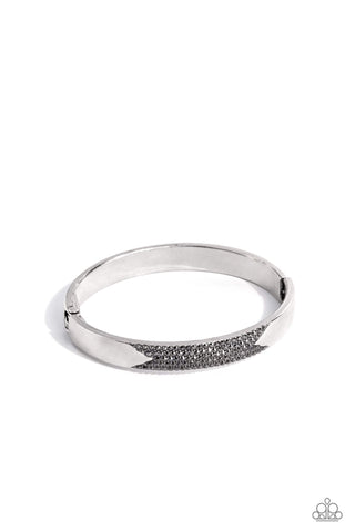 Radiant Edge - Silver