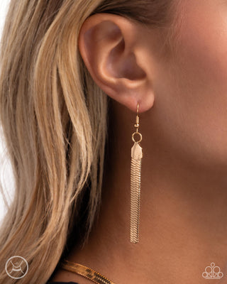 Musings Moment - Gold - Herringbone Chain Paparazzi Choker Necklace