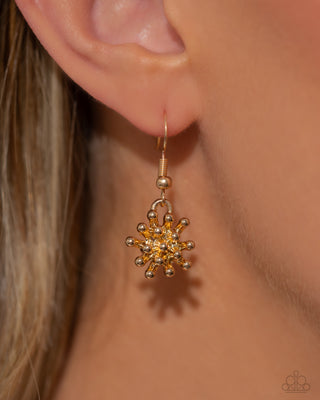 Pastel Promenade - White - Acrylic Flower Gold Paparazzi Short Necklace