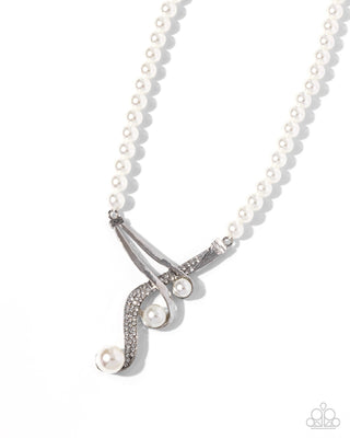 Elegant Entourage - White