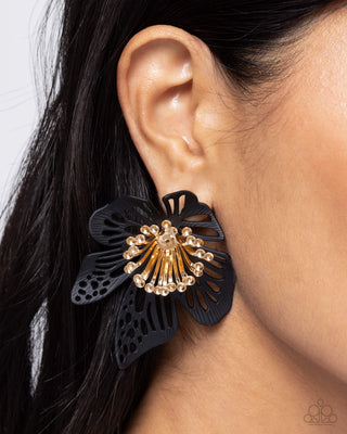 Wonderland Wallflower - Black - Flower Gold Center Paparazzi Post Earrings - October 2024 Pop-Up Shop Exclusive
