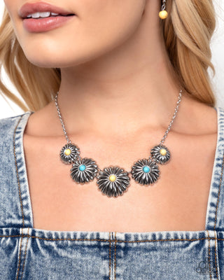 Complete Look - Palm Tree Promenade Necklace & Palm Tree Promise Earrings - Set