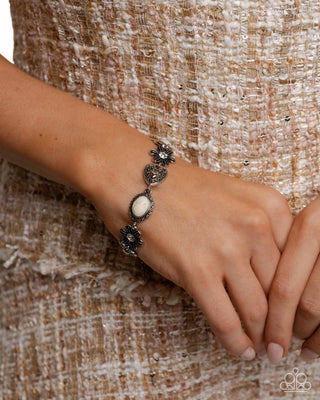 Continuous Chronicle - Complete Look