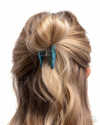 Smooth Seashell - Blue - Claw Clip