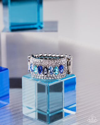 Laid-Back Linear - Blue