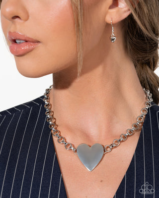 Sweet Start - Complete Look - Silver Heart Paparazzi Set