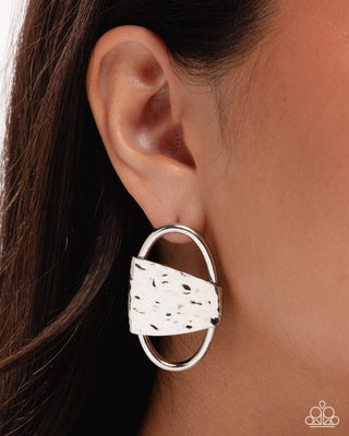 Oval Attitude - Silver