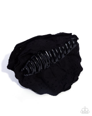 Energetic Eyelets - Black