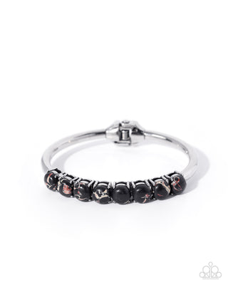 Spirited Shopaholic - Black