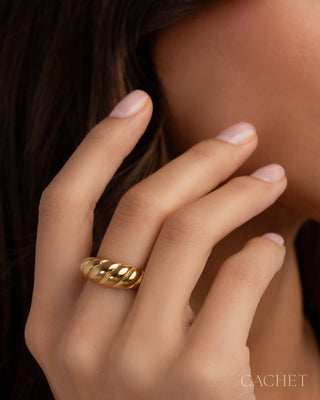 Gild 18K gold-plated ring modeled, size 10