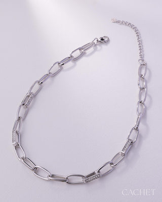 Courtoisie CACHET rhodium-plated rounded link necklace flat lay