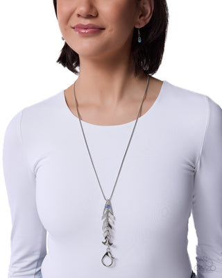 Chic Of The Day - Blue