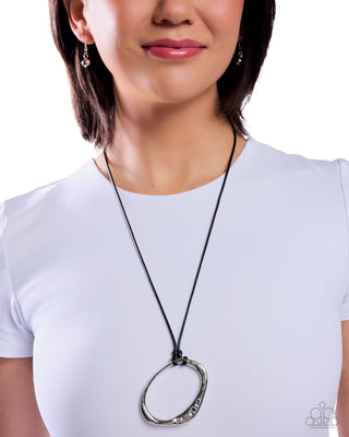 Simple Sashay - Black
