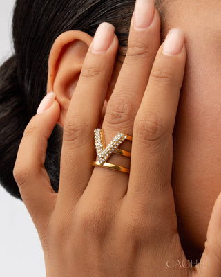 Affiné gold-plated rhinestone ring model photo size 9