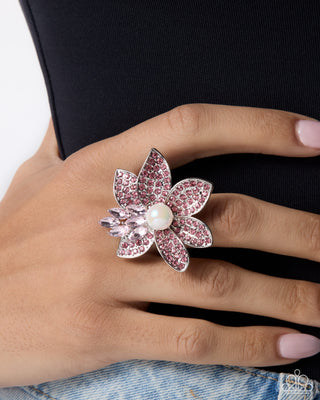 Beguiling Bloom - Pink