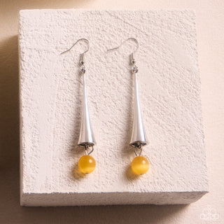 Cascading Chassé - Yellow