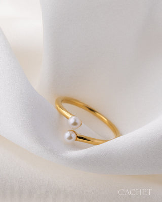Swoon gold-plated freshwater pearl ring flat lay, size 7