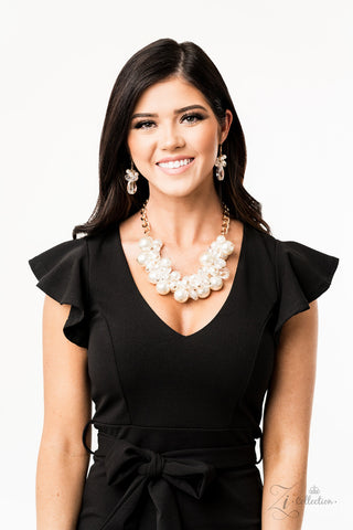 Captivate Gold White 2019 Zi Collection Paparazzi Necklace