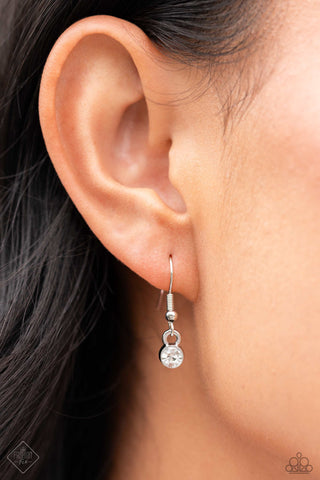 Packed and Polished - White - Short Paparazzi Toggle Necklace - November 2023 Magnificent Musings