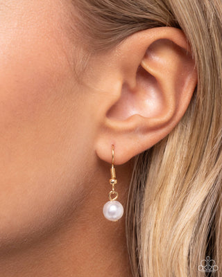 Presidential Passion - Gold - Chain White Pearl Tiered Paparazzi Short Necklace