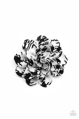 Patterned Paradise White Paparazzi Hair Clip