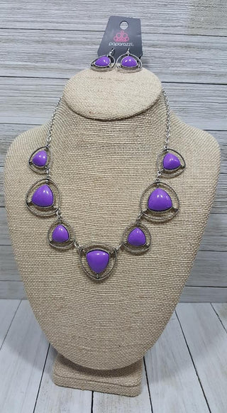 Make a Point Purple Paparazzi August 2019 Fashion Fix Exclusive Necklace