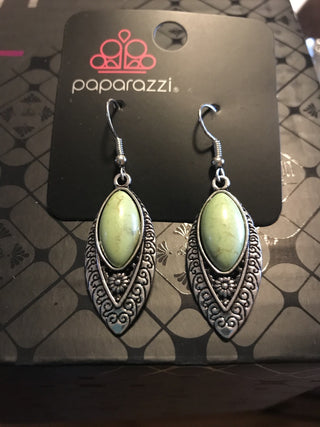 Green Cracked Stone Floral August 2018 Fashion Fix Exclusive Paparazzi Earrings