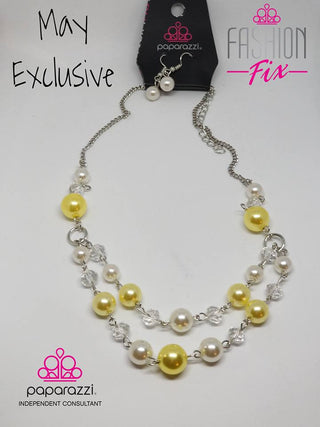 May 2018 Fashion Fix Exclusive Yellow and White Pearl Paparazzi Necklace