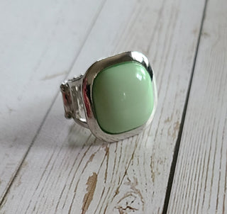 POP-ularity Contest Green Paparazzi Ring