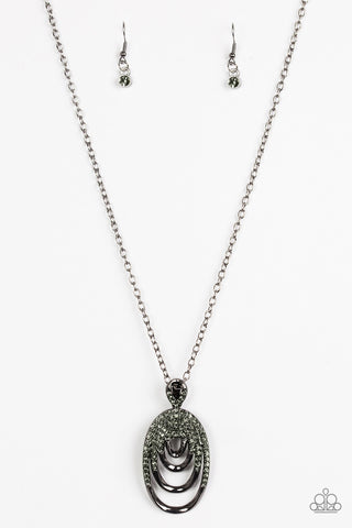 The Heiress Black Paparazzi Necklace